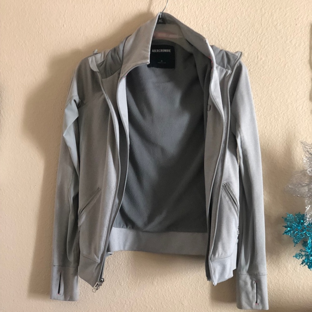 A&F runners jacket